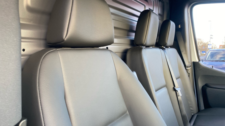 Mercedes-Benz Sprinter 315Cdi L2 Diesel Rwd 3.5t H2 Pro Van